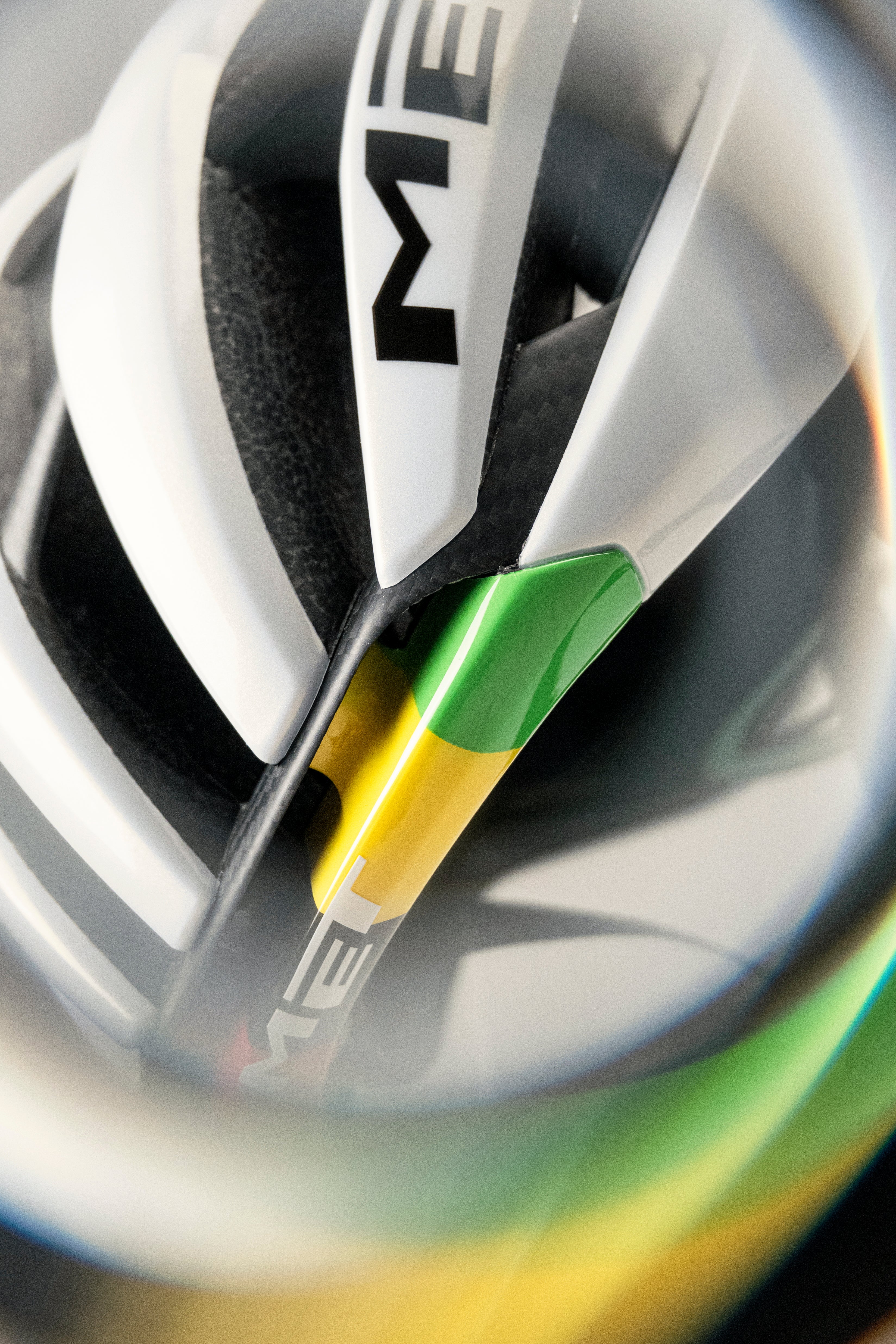 Casque Route MET TRENTA 3K CARBON - Edition Limitée Tadej Pogacar World Champion Rainbow - Image 8