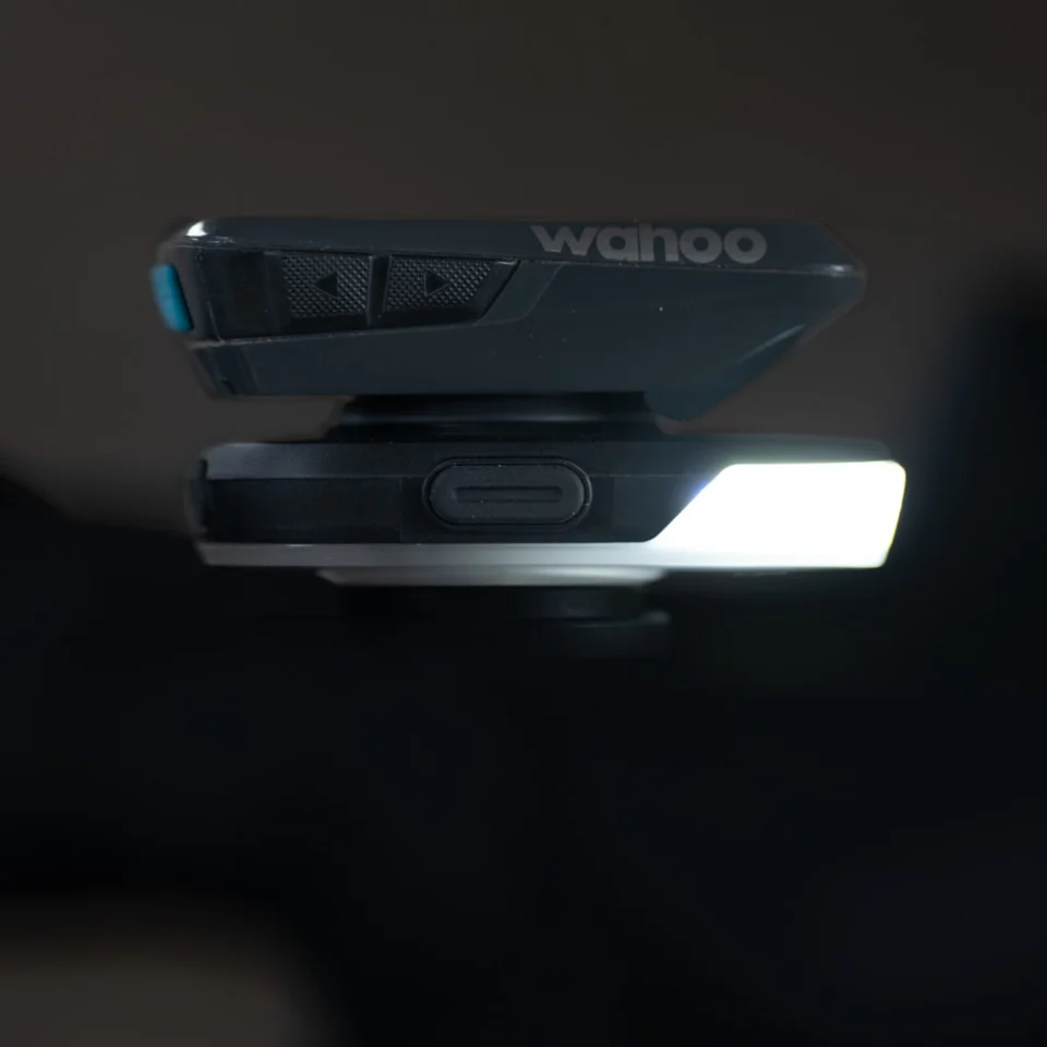 Éclairage Avant BBB SLICE 300 avec Support GPS GARMIN/WAHOO - Image 14