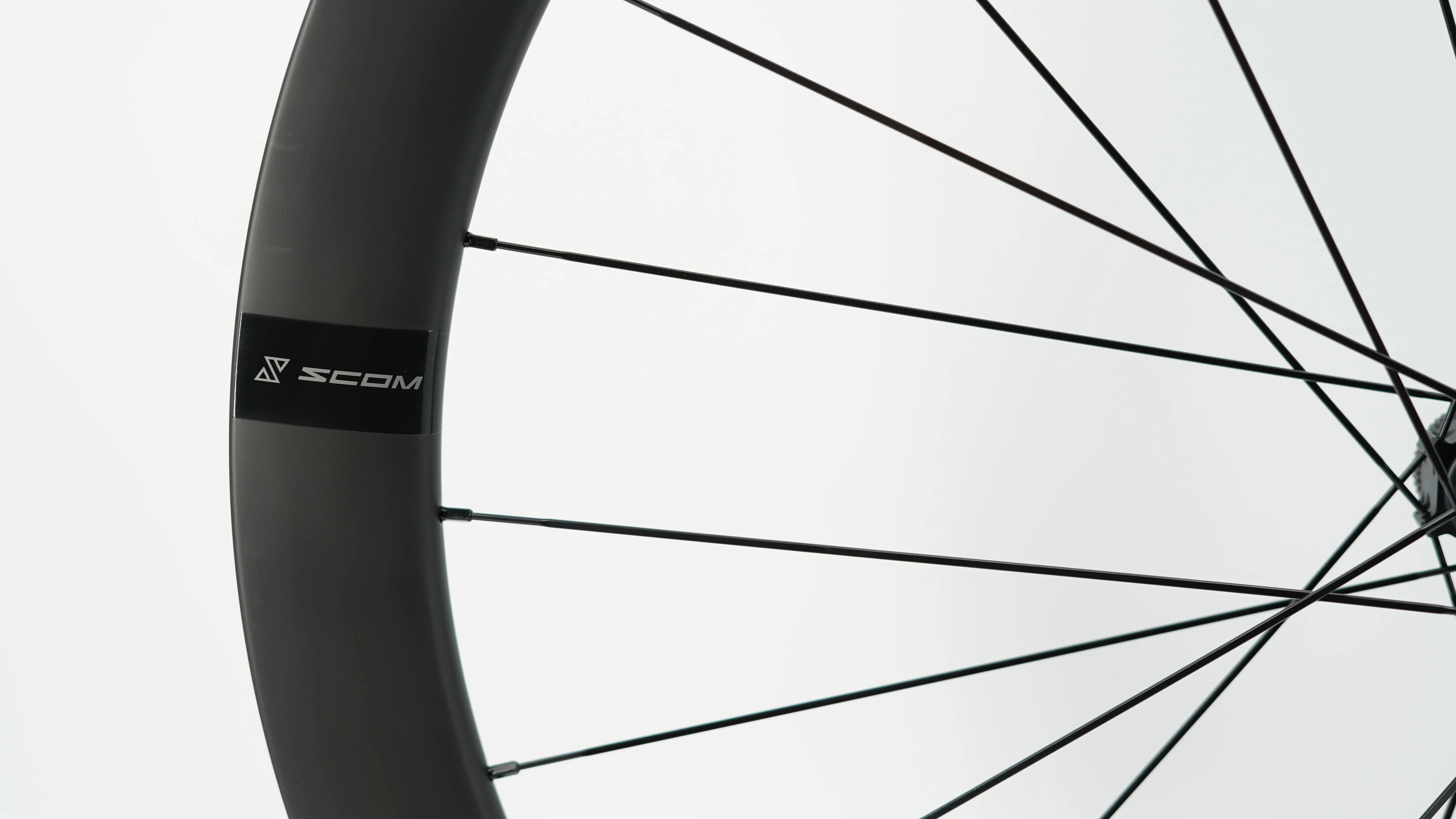 Paire de Roues SCOM CORSA 45 Tubeless Ready (Center Lock) - Image 9