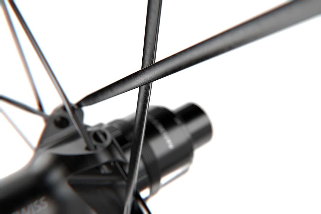 Roue Arrière DT SWISS P 1800 SPLINE 23 DISC Tubeless Ready (Center Lock) - Image 6