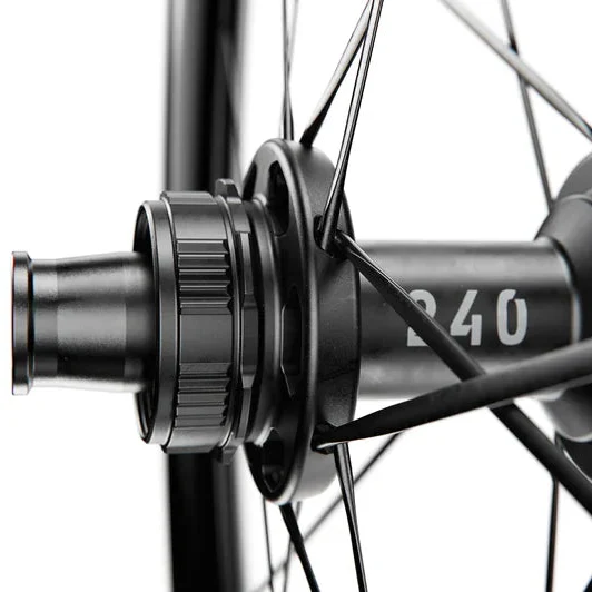 Roue Avant DT SWISS ARC 1400 DICUT 55 Tubeless Ready (Center Lock) - Image 4